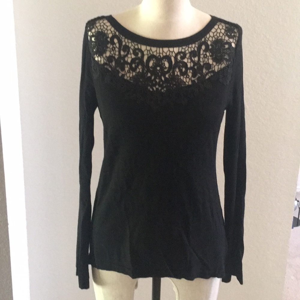 WHBM Top